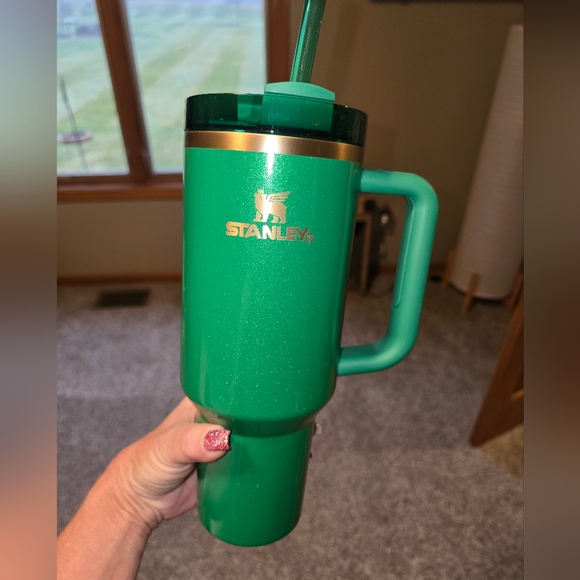Stanley St Pattys Day 40 0z Quencher New - Picture 2 of 6